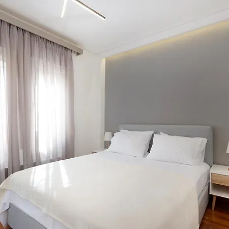 Anemos Apartment *